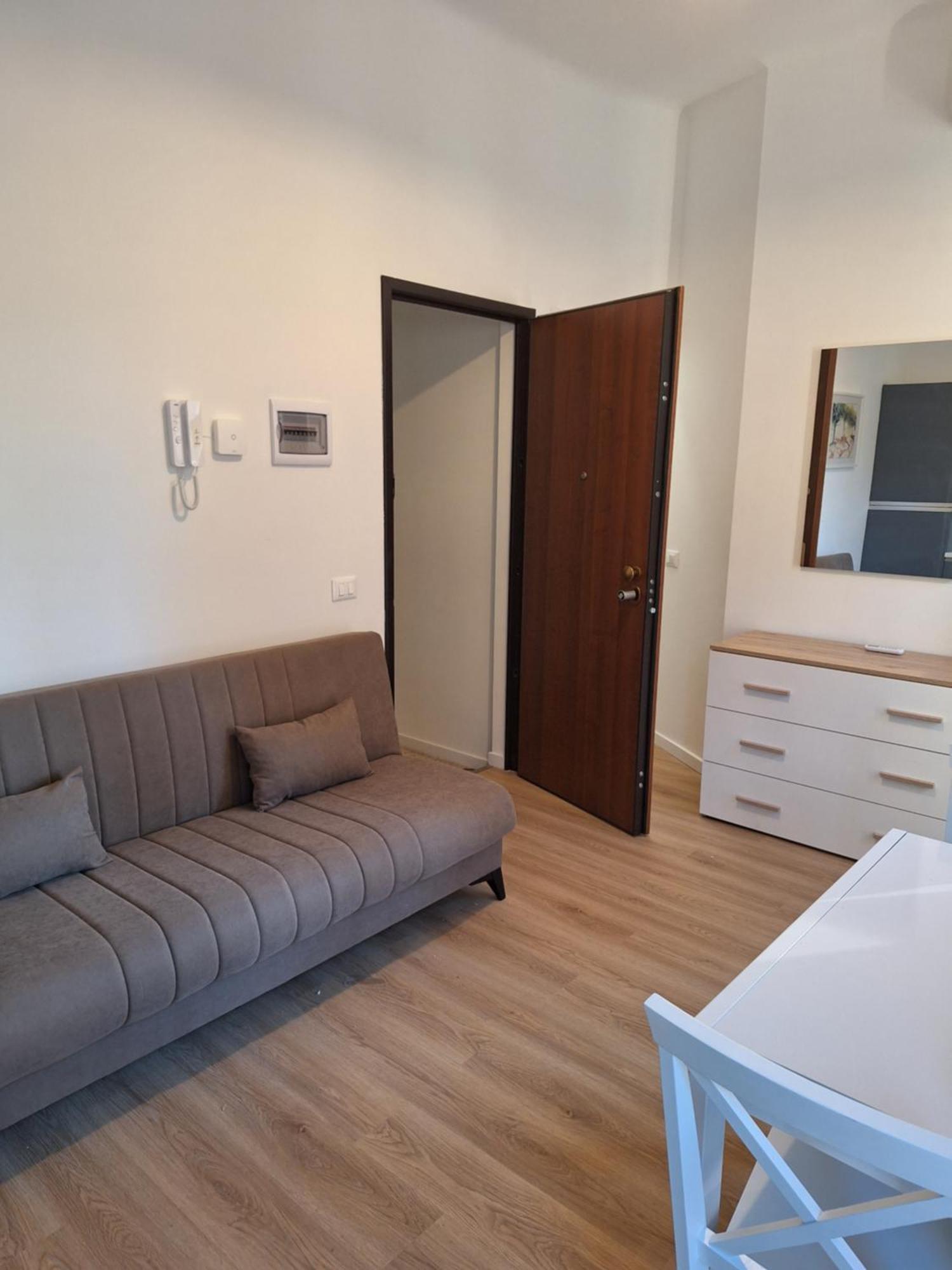 Just Min10 To Duomo Lejlighed Milano Eksteriør billede